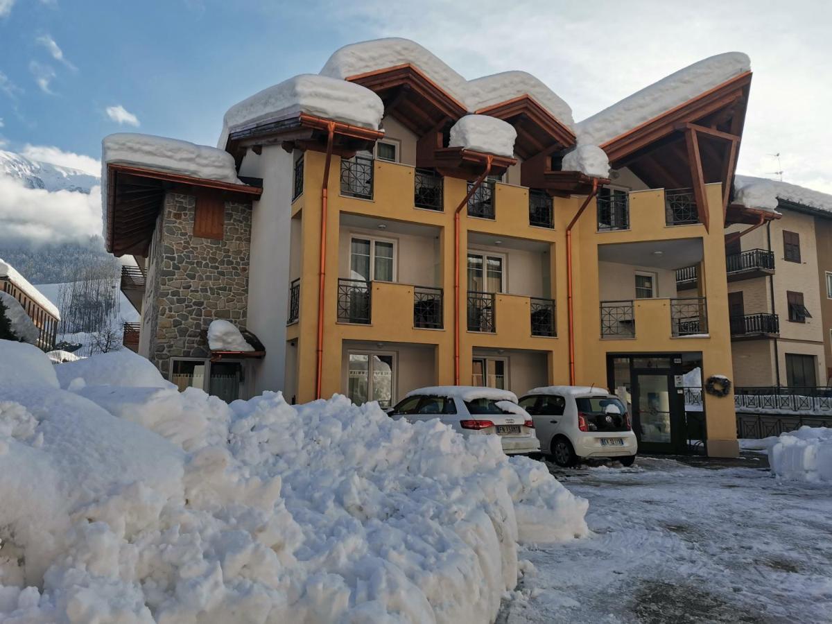 Hotel Garni Sottobosco Dimaro Exterior foto