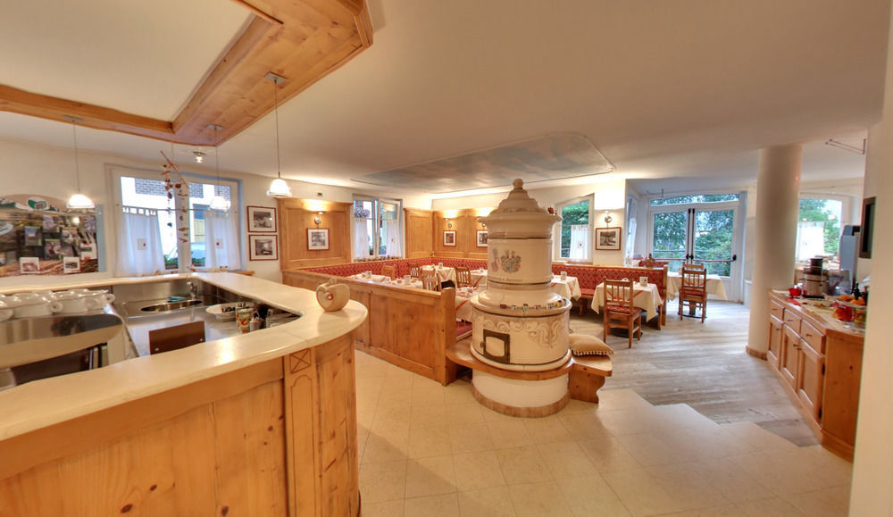 Hotel Garni Sottobosco Dimaro Exterior foto