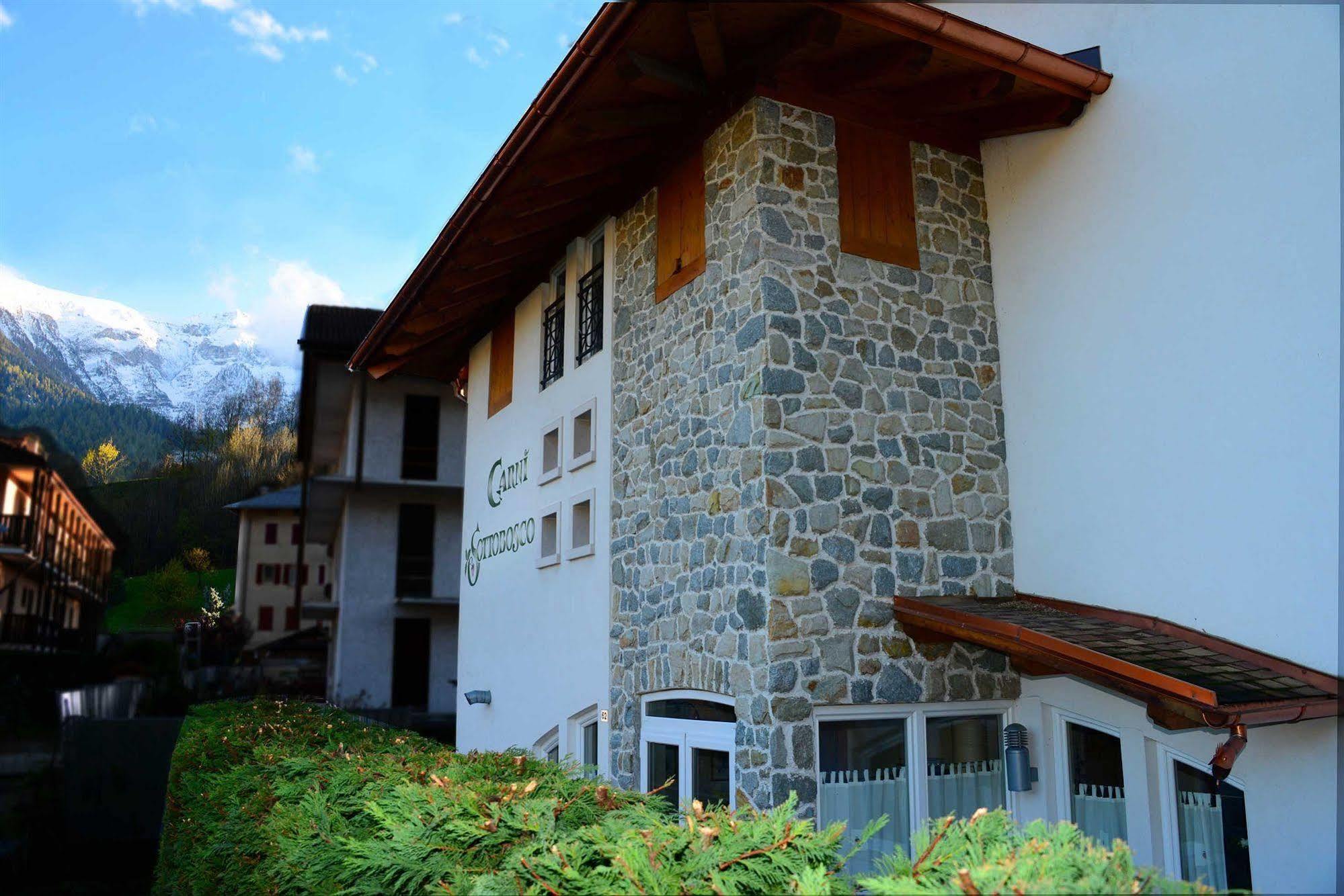 Hotel Garni Sottobosco Dimaro Exterior foto