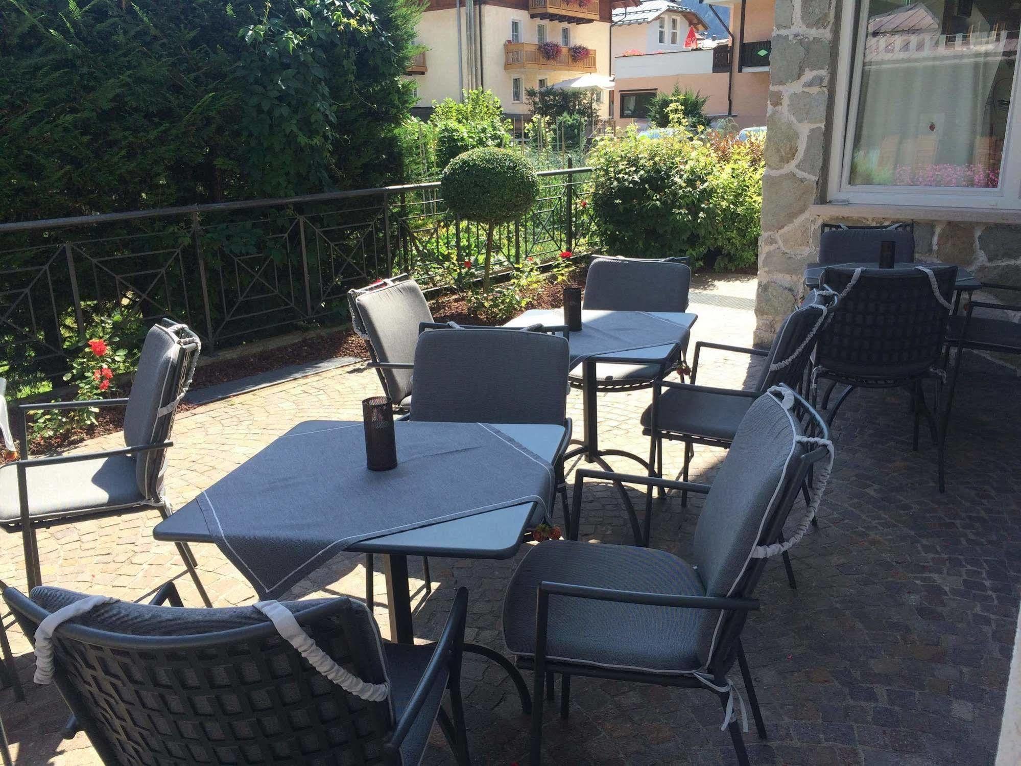 Hotel Garni Sottobosco Dimaro Exterior foto